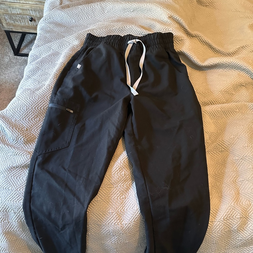 Figs Technical Collection Scrubs Pants - Size Small Black